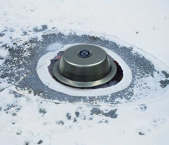 Photo of Aquascape 300-Watt Pond De-Icer - Aquascape Canada