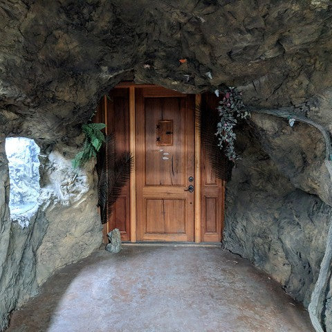 Hallway Entrance to room. Crystal Rock Panel Covers walls and Ceiling. 