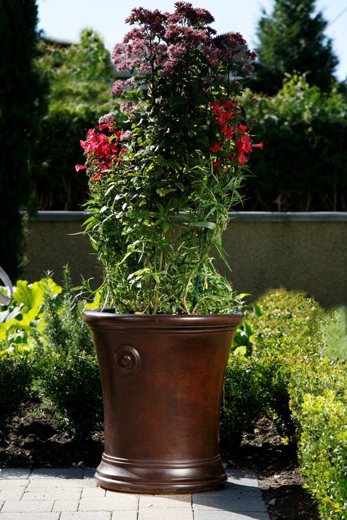 Gardenstone Solaris Planters Gardenstone 
