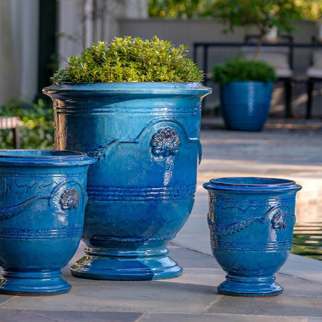 Photo of Campania Coquille Anduze Urn - Set of 3 - Marquis Gardens