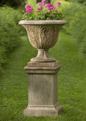 Photo of Campania Greenwich Pedestal - Marquis Gardens