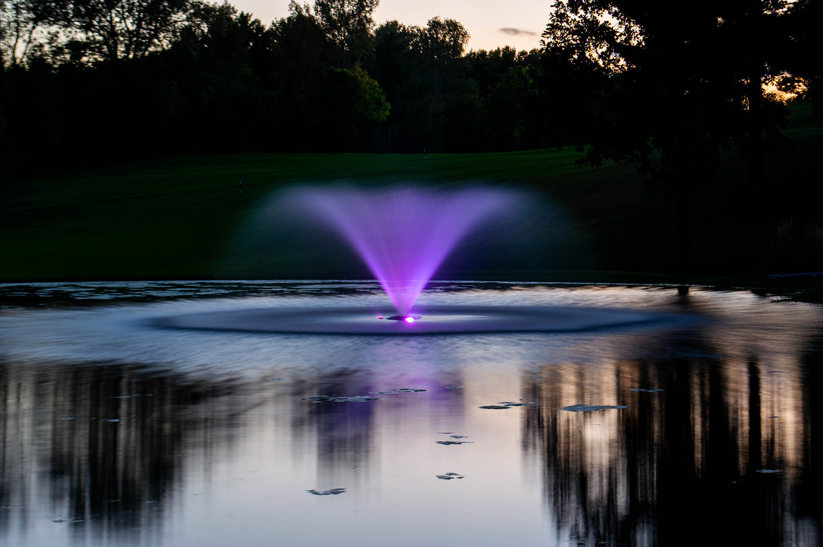 Photo of Kasco VFX Series Floating Fountains - (240V): 3/4 HP - 5 HP - Marquis Gardens