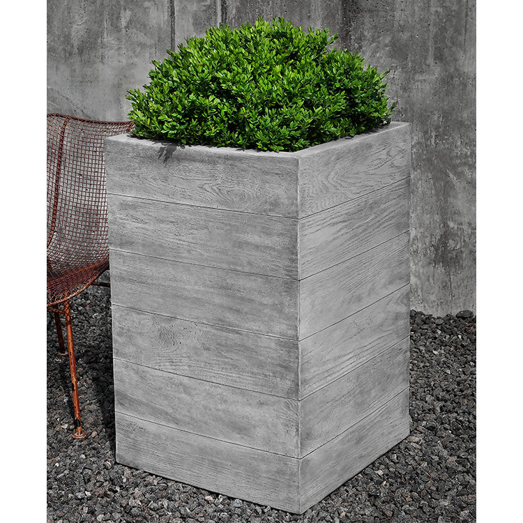 Photo of Campania Chenes Brut Planters - Marquis Gardens