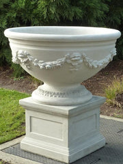 Photo of Gardenstone Classic Pedestal - Marquis Gardens